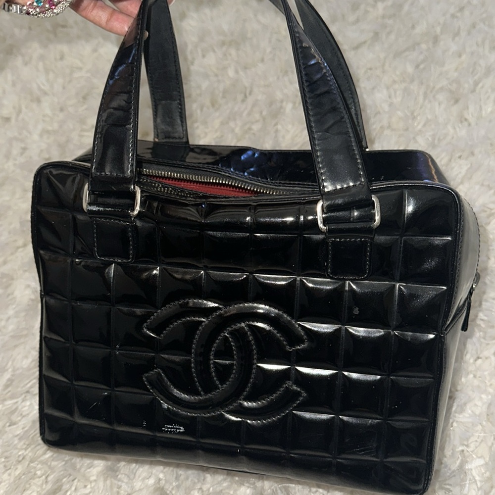 CHANEL CC CHOCOLATE BAR SQUARE HAND BAG